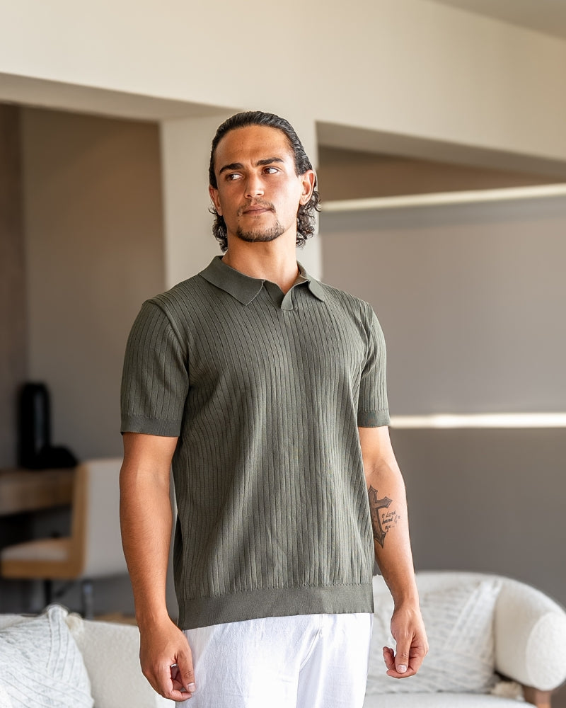 Premium Geripptes Poloshirt